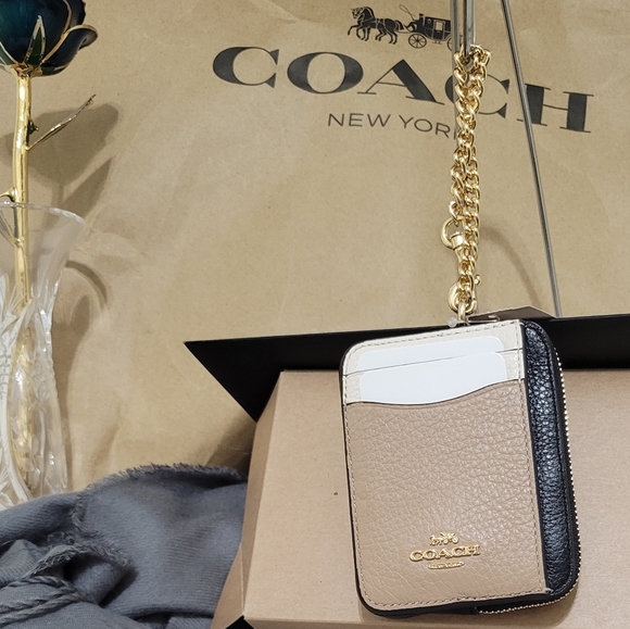 Coach Zip Card Case In Colorblock - Picture 10 of 10